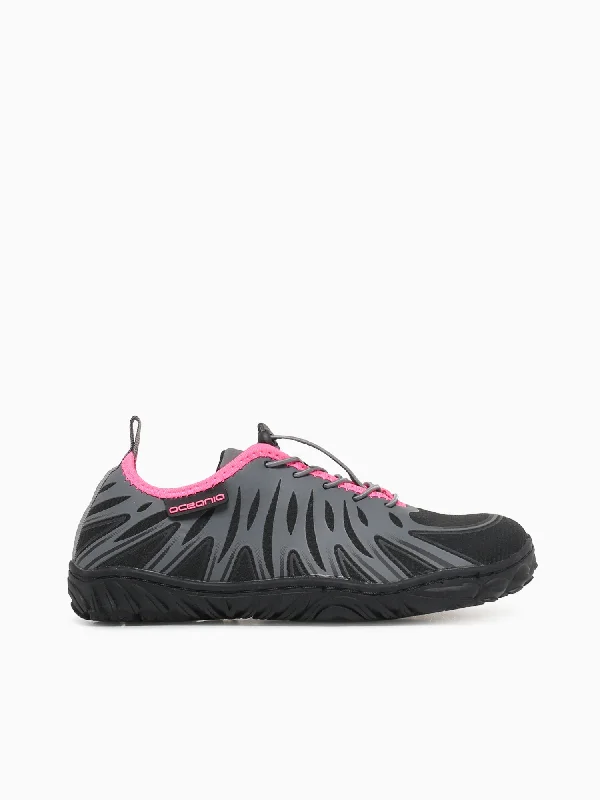 Latitude Women Black Pink