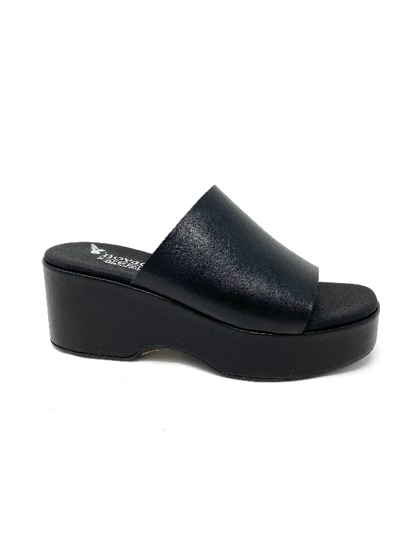 Mari Platform in Black from Novacas